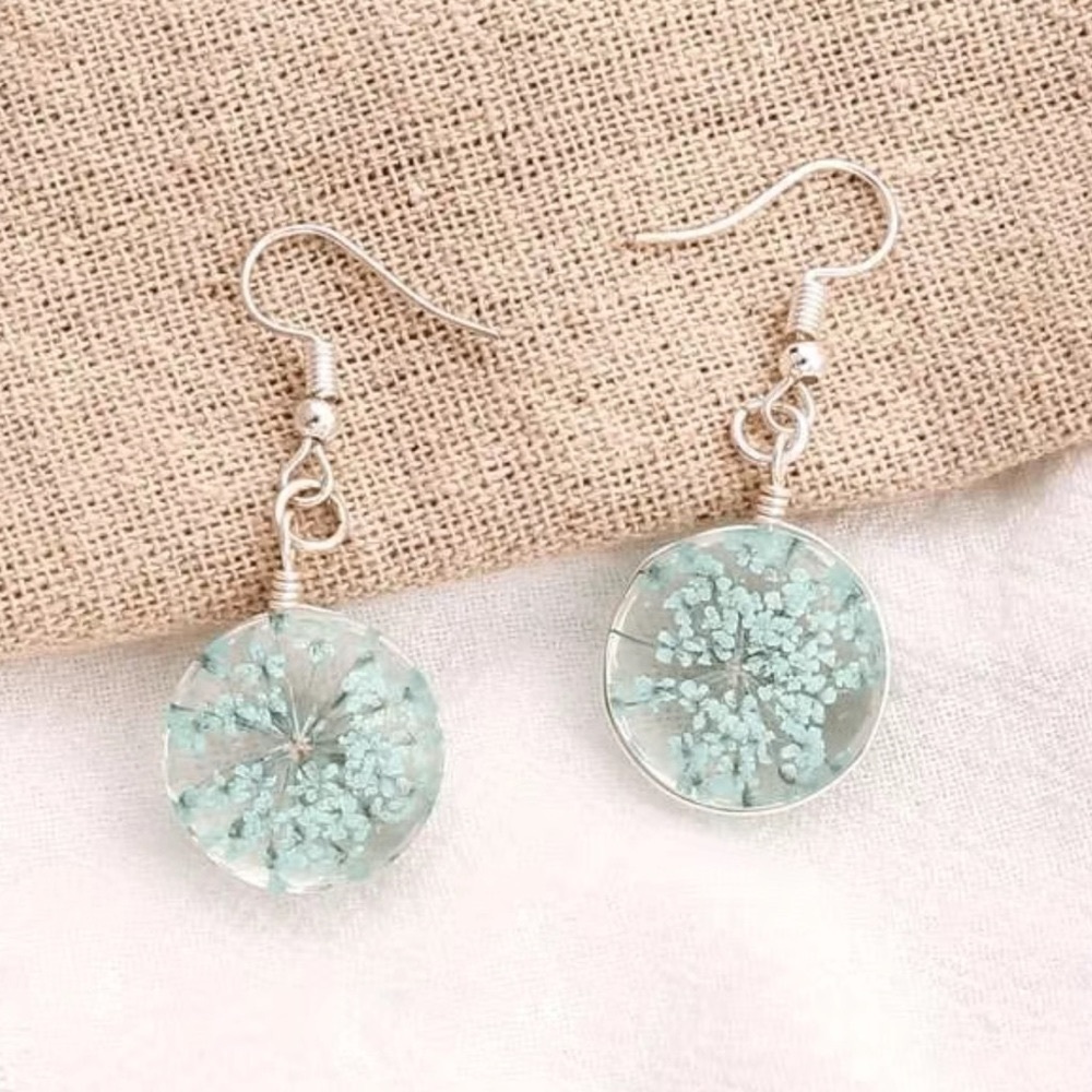 Blue Pressed Floral Resin Dangle Drop Silver Boho Dried Flower Earrings Nwt